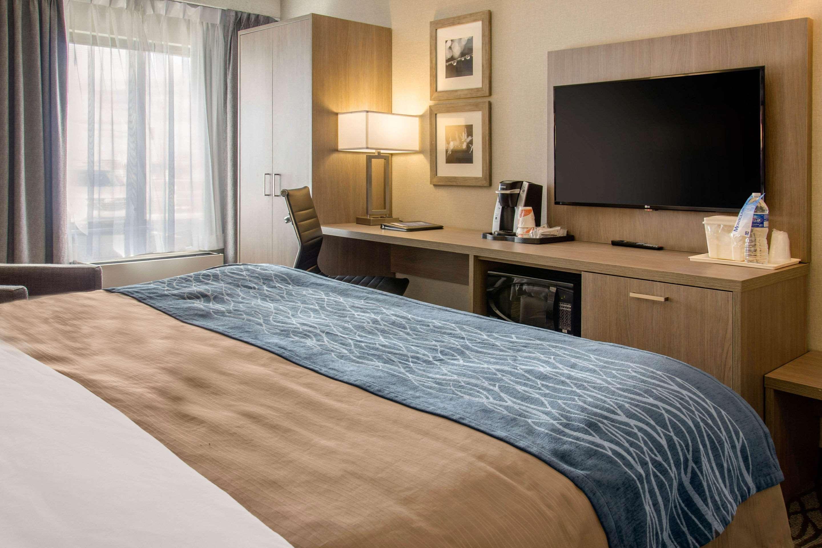דורבאל Comfort Inn Aeroport מראה חיצוני תמונה
