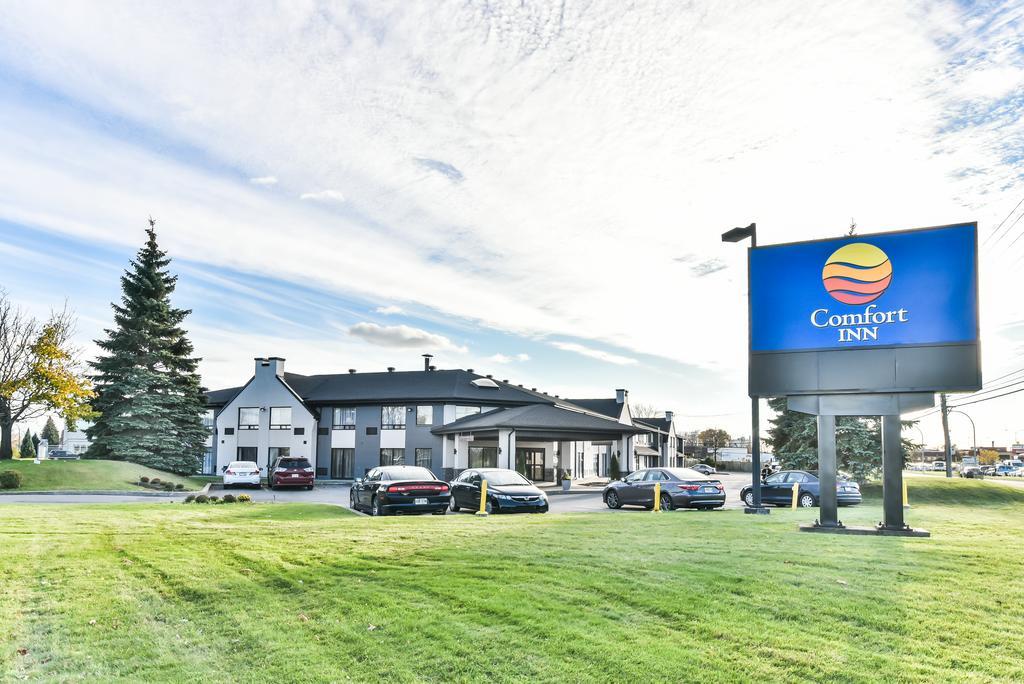 דורבאל Comfort Inn Aeroport מראה חיצוני תמונה