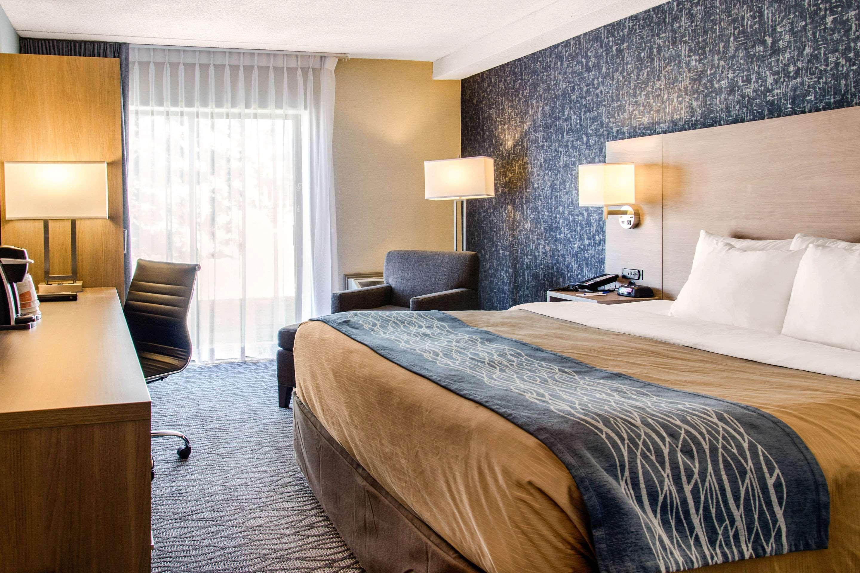 דורבאל Comfort Inn Aeroport מראה חיצוני תמונה