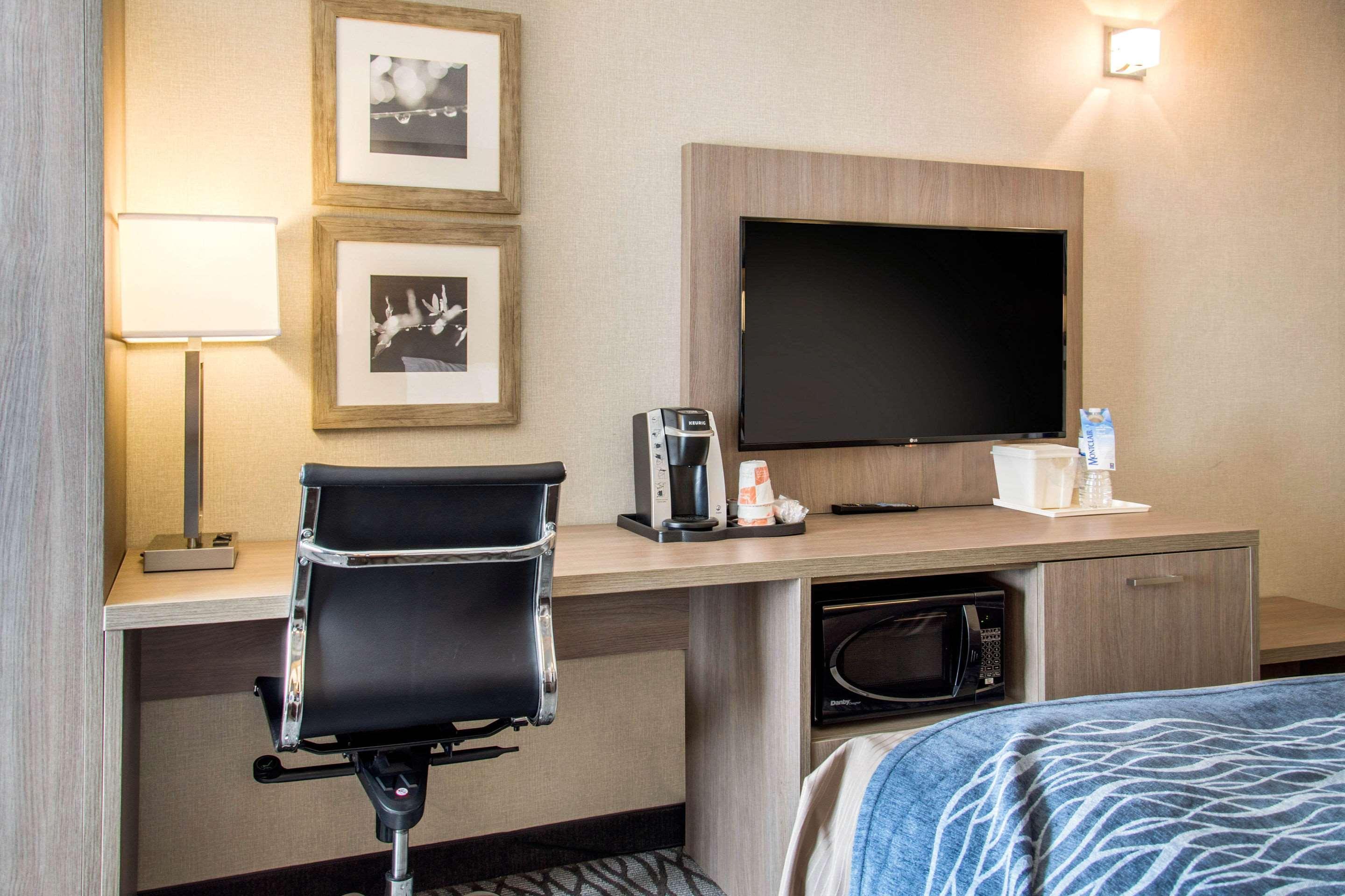 דורבאל Comfort Inn Aeroport מראה חיצוני תמונה