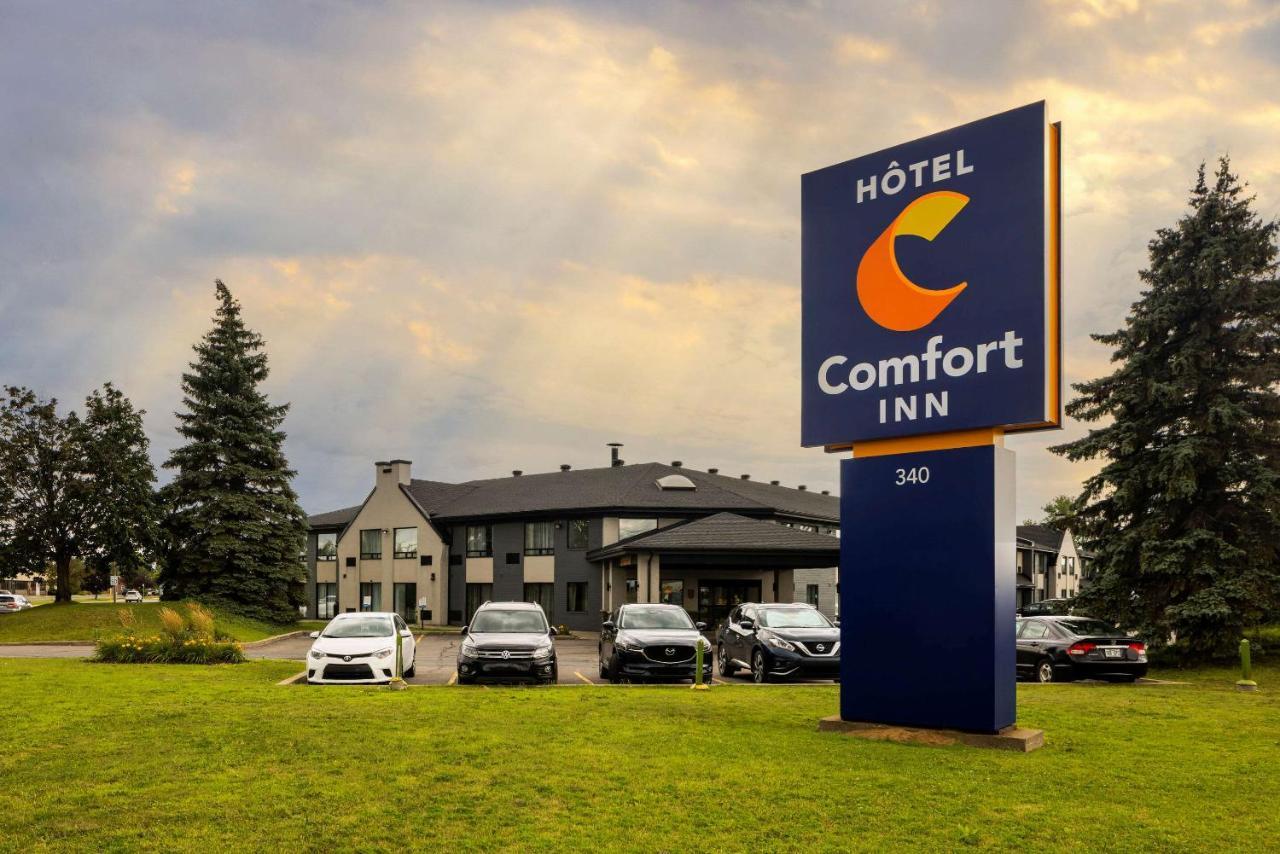 דורבאל Comfort Inn Aeroport מראה חיצוני תמונה