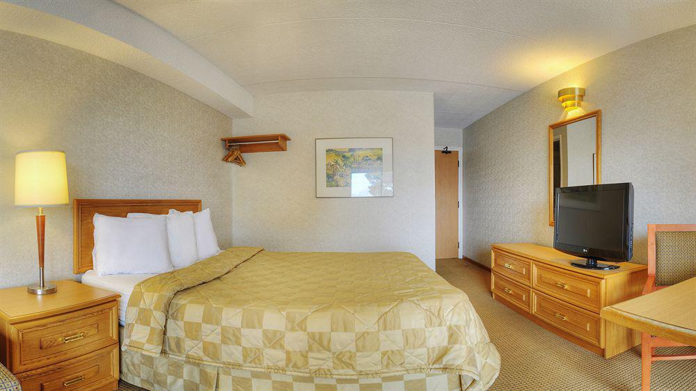 דורבאל Comfort Inn Aeroport מראה חיצוני תמונה